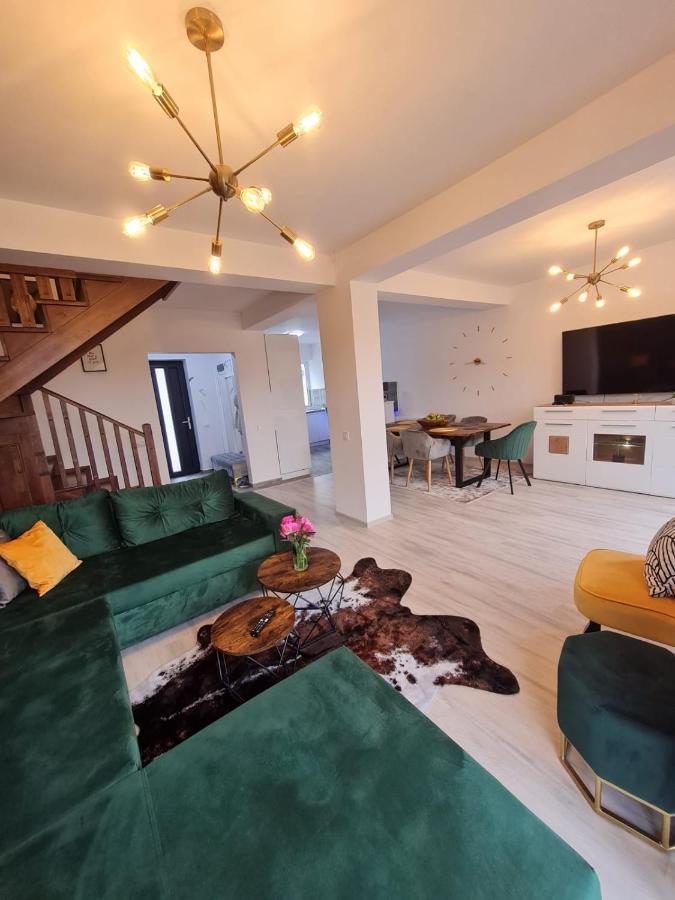 Holiday House Rasnov Exterior foto